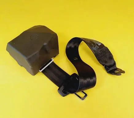 Volkswagen PASSAT B6 Rear seatbelt 3C9857806G 34012751