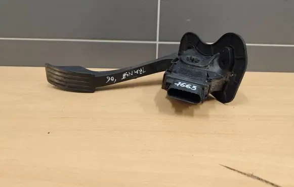 Ford Transit Accelerator throttle pedal 6C119F836CB 6PV00923800 C95YE02