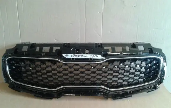 KIA Sportage Front bumper upper radiator grill