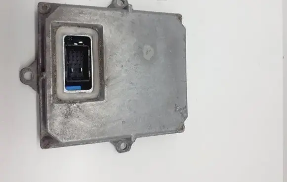 Peugeot 407 Headlight ballast module Xenon 1307329095 200KHDOTD2535W