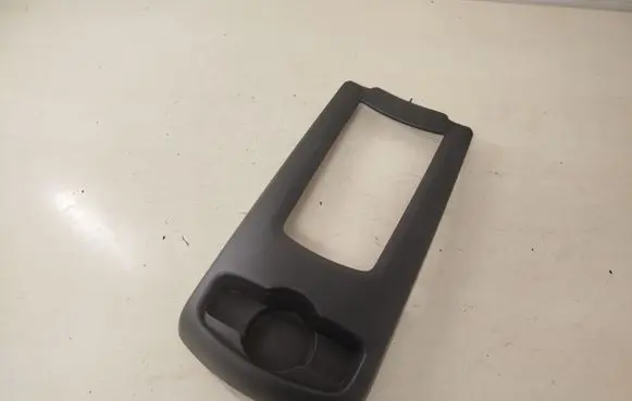 Peugeot 5008 Other center console (tunnel) element 9670618377