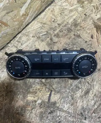 Mercedes-Benz C W204 Climate control unit A2049005805 SW411100