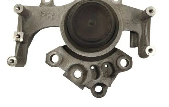 Mitsubishi Outlander IV Engine mount bracket 