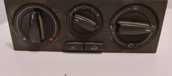 Volkswagen Golf IV Climate control unit 1J0820045F 901511210000 657837L12