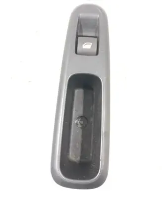 Hyundai i30 Electric window control switch 96759764