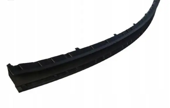 Front bumper splitter molding