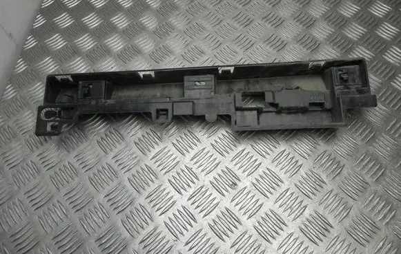 Other center console (tunnel) element