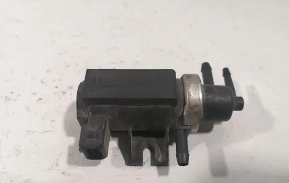 Volkswagen PASSAT B5 Turbo solenoid valve 72190320