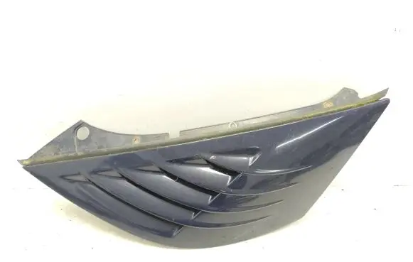 Under headlight/headlamp trim