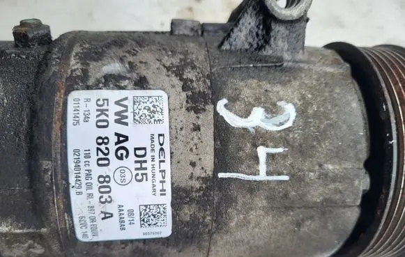 Volkswagen PASSAT CC Air conditioning (A/C) compressor (pump) 5K0820803A 01141475 02194014429B