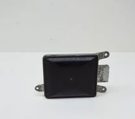 BMW 5 F10 F11 Blind spot module 6855870