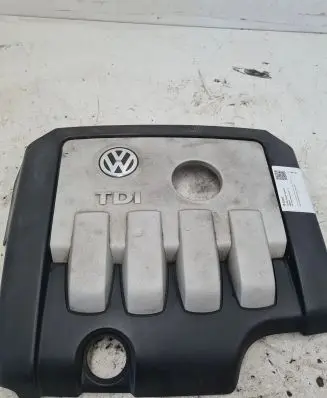Volkswagen PASSAT B6 Engine cover (trim) 03G103925