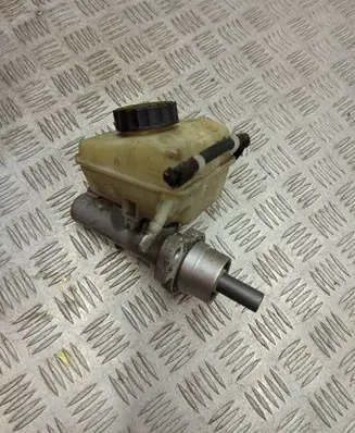 Opel Astra H Master brake cylinder