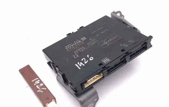 Lexus IS III XE30 Keyless (KESSY) go control unit/module 8999053120 2325009762