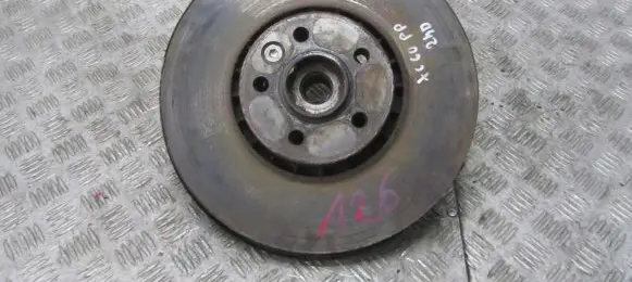 Volvo XC60 Front wheel hub spindle knuckle
