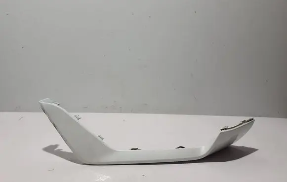 Volvo XC90 Front bumper splitter molding 31694567