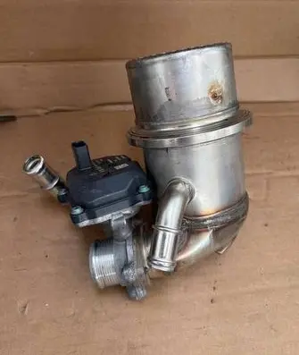 Volkswagen Transporter - Caravelle T6 EGR valve cooler 04L131512BR