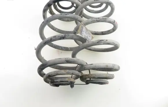 Opel Zafira B Rear coil spring 