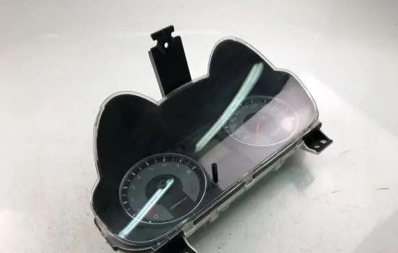 Mitsubishi Colt Speedometer (instrument cluster) 8100B081H