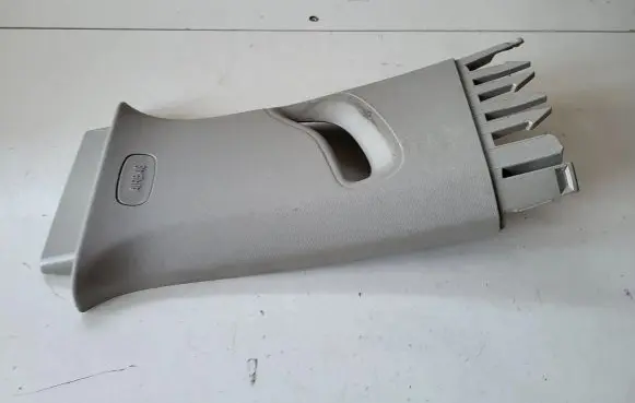 Opel Insignia B Seat belt trim 39153704