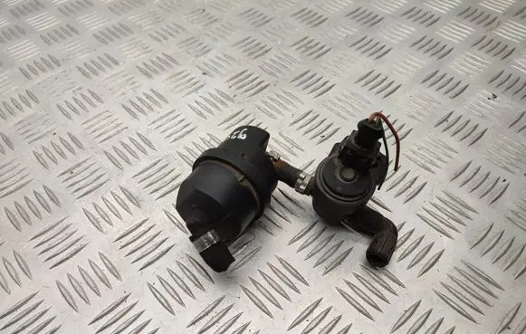 Mercedes-Benz E W211 Vacuum valve A2114700116