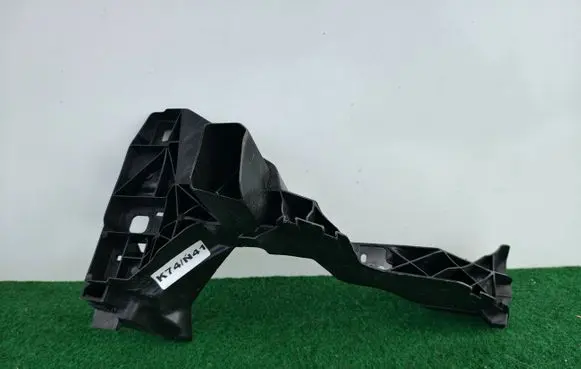 Audi Q7 4M Headlight/headlamp mounting bracket 4M0805608B