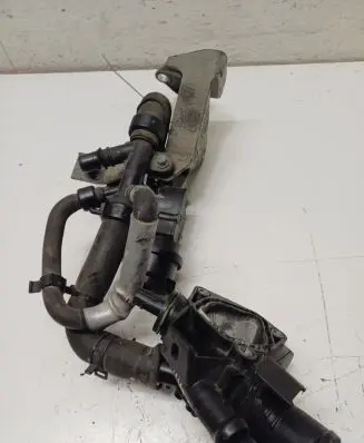 Thermostat/thermostat housing