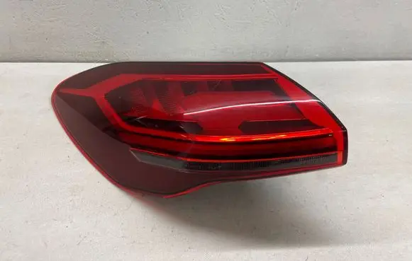 Audi A5 Rear/tail lights 8B3945207B 06784 606784021