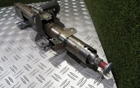 Opel Movano B Steering wheel axle 488100012R