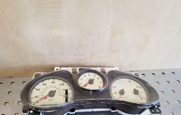 Toyota RAV 4 (XA20) Speedometer (instrument cluster) 8380042880