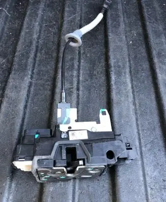 Volvo S90, V90 Front door lock 31349894 A113691
