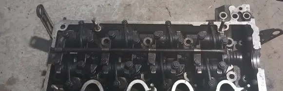 Mercedes-Benz E W123 Other cylinder head part 