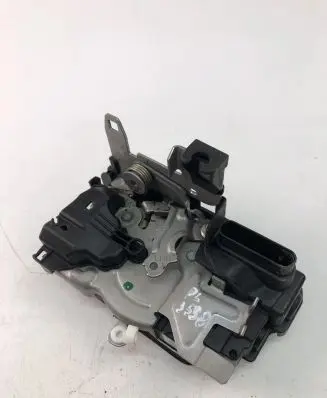 Volvo XC40 Coupe door lock (next to the handle) 31349894