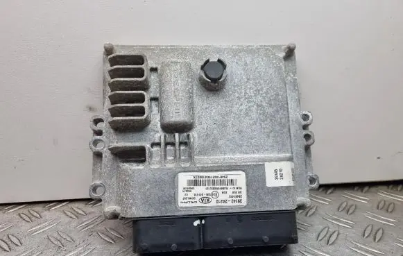 KIA Rio Engine control unit/module 391402A210 391452A210 28481492