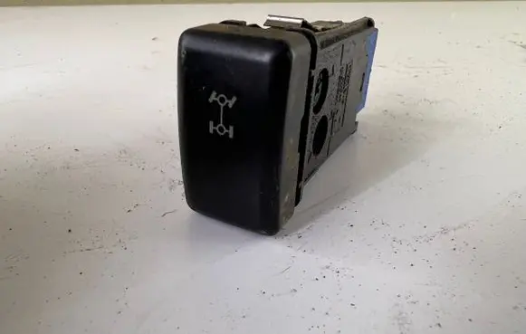 Opel Frontera B Differential lock switch M16334