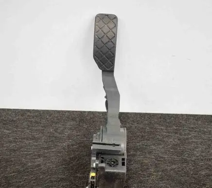 Volkswagen Polo V 6R Accelerator throttle pedal
