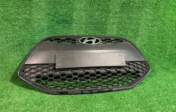 Hyundai ix20 Front bumper upper radiator grill 863511K510