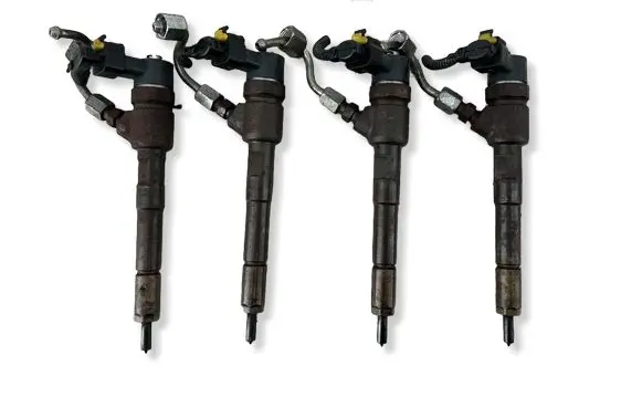 Fiat 500L Fuel injectors set 0445110351