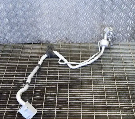 Volvo S90, V90 Air conditioning (A/C) pipe/hose 31694236 31404338