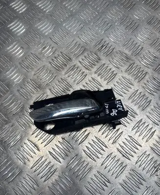 Honda HR-V Rear door interior handle