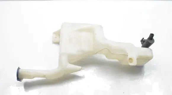 Ford Fiesta Windshield washer fluid reservoir/tank 8A6117B613AD