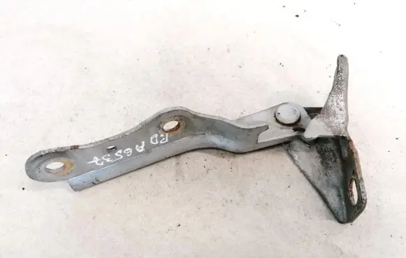 Hyundai Elantra Engine bonnet/hood hinges