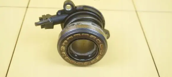 Opel Corsa E Clutch slave cylinder 55594515 B13DTR