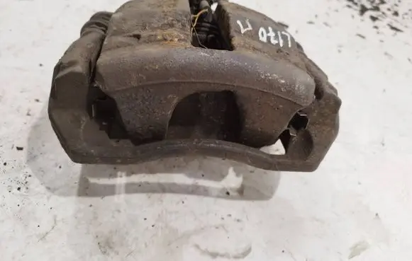 Mercedes-Benz B W245 Front brake caliper