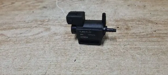 Volvo V70 Turbo solenoid valve 8699233