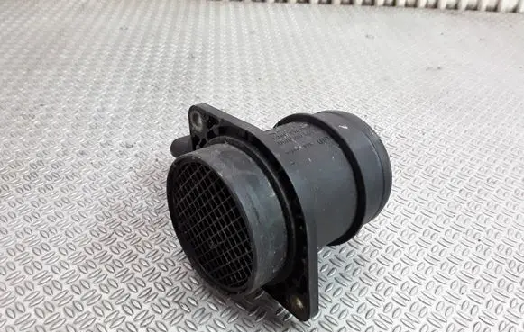Volkswagen Polo Mass air flow meter 0280218060 06A906461G
