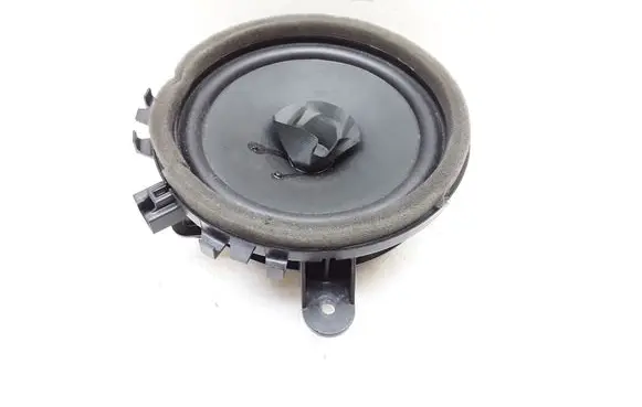 Volvo V70 Front door speaker 30657444