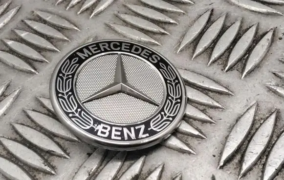 Mercedes-Benz ML W166 Manufacturer badge logo/emblem 2078170316