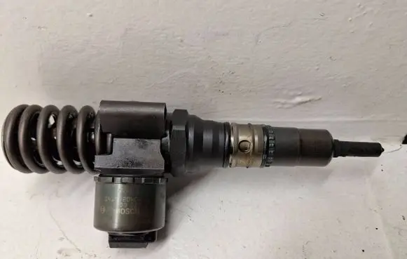 Audi A3 S3 8P Fuel injector 0414720404