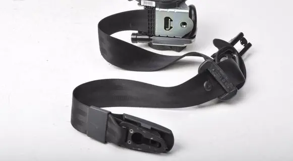 Audi A4 S4 B9 Front seatbelt 4M0857819